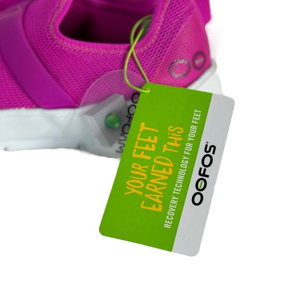 OOFOS OOmg Low Recovery Sneaker Women's Pink Athletic SZ 5 Shoes NEW Slip On - Picture 8 of 11